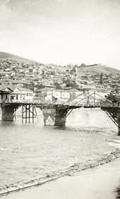 Jäckh207: “The Bulgarian town of Köprülü on the Vardar River,” now the Macedonian town of Veles (Photo: Ernst Jäckh, ca. 1910. Courtesy of Rare Books and Manuscript Library, Columbia University, New York, 130114-0071).