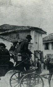 MSG071: Durrës: Unidentified individuals, possibly members of the International Control Commission near the Austro-Hungarian legation, May 1914 (Marquis di San Giuliano Photo Collection).