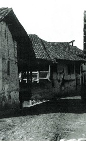 “View of street and dwellings in Northern Albania, showing the rough and cluttered character of the structures” (Photo: Carleton Coon 1929).