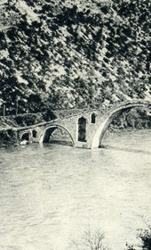 The White Drin Bridge near Kukës (Photo: Carleton Coon 1929).