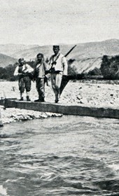 OVG032: The Golnji Most bridge at the Albanian-Montenegrin border (Photo: Major Spaits 1912).