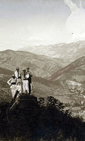 Jäckh146: “View from the springs of Saint Alexander (Kroi i Shën Lleshit) in the mountains of Orosh in Mirdita” (Photo: Ernst Jäckh, ca. 1910. Courtesy of Rare Books and Manuscript Library, Columbia University, New York, 130114-0074).