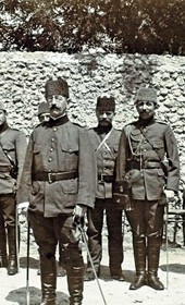 Jäckh303: "Turkish officers in Albania" (Photo: Ernst Jäckh, ca. 1910. Courtesy of Rare Books and Manuscript Library, Columbia University, New York, 130114-0031).