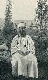 GLJ084A: "Prizren: Sheikh Adem in his garden" (Photo: Gabriel Louis-Jaray, 1909).
