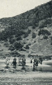 GLJ144A: "From Orosh to Shkodra: fording the river at the bridge of Vaumat [Vau i Matit]" (Photo: Gabriel Louis-Jaray, 1909).