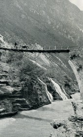 EVL105: Bridge over the Vjosa River near Këlcyra (Photo: Erich von Luckwald, ca. 1936).