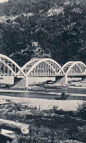 FW080A: “The Zog Bridge over the Mat River” (Photo: Friedrich Wallisch, 1931).